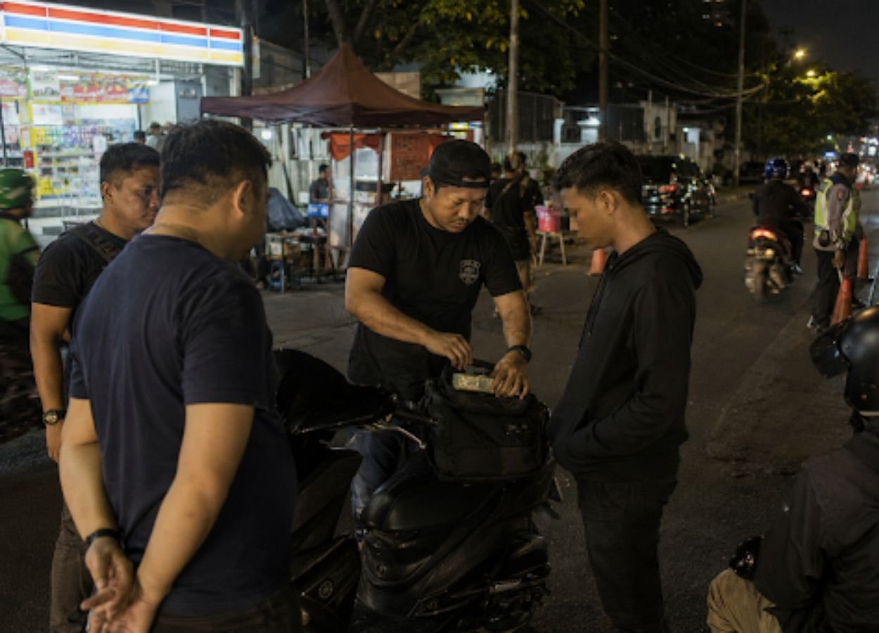 Gerak-gerik Mencurigakan Saat Razia, Pria di Tangerang Ternyata Bawa 1 Kilogram Ganja