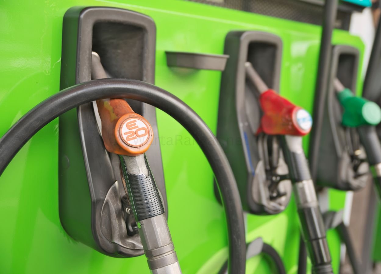 Pemerintah Targetkan Campuran Etanol E20 Mulai 2029 - WartaRakyat.net